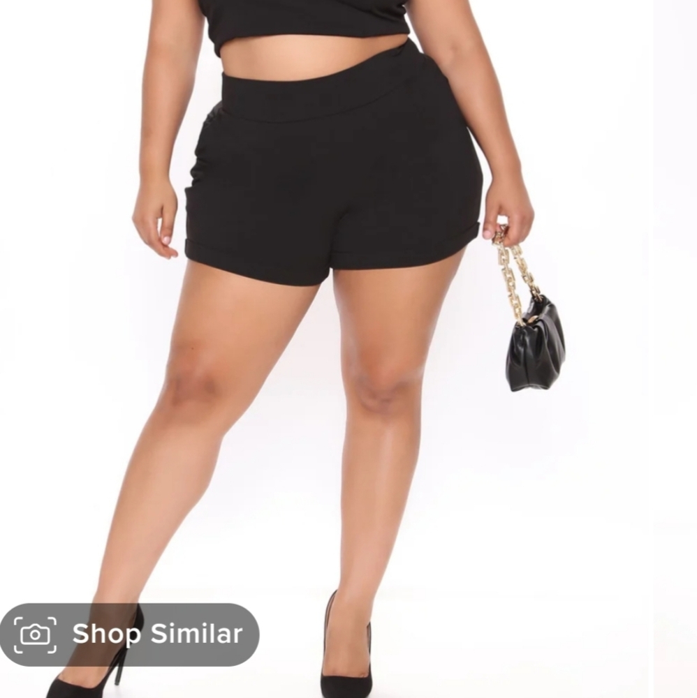 Fashion nova shorts